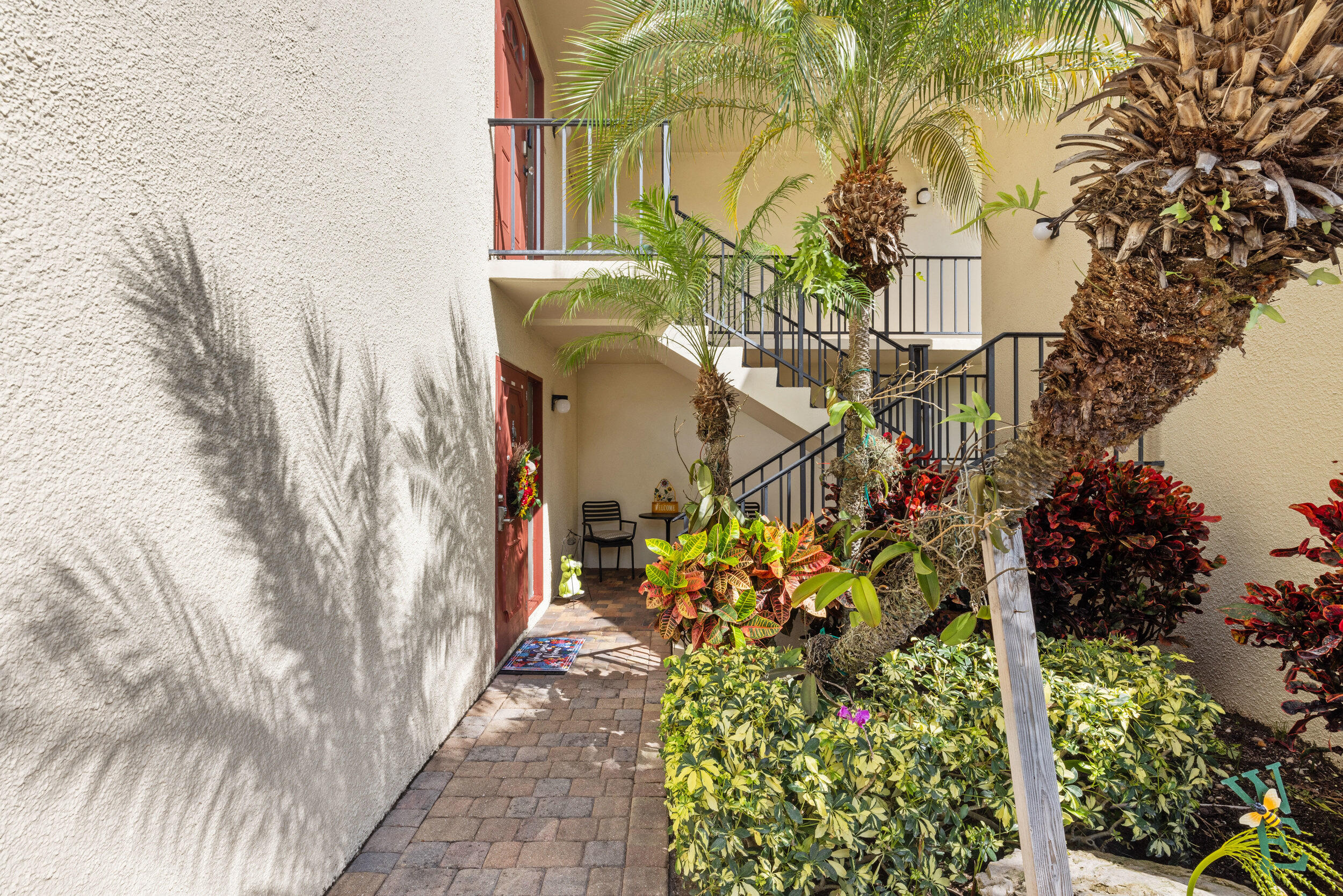 1801 Consulate Place 101