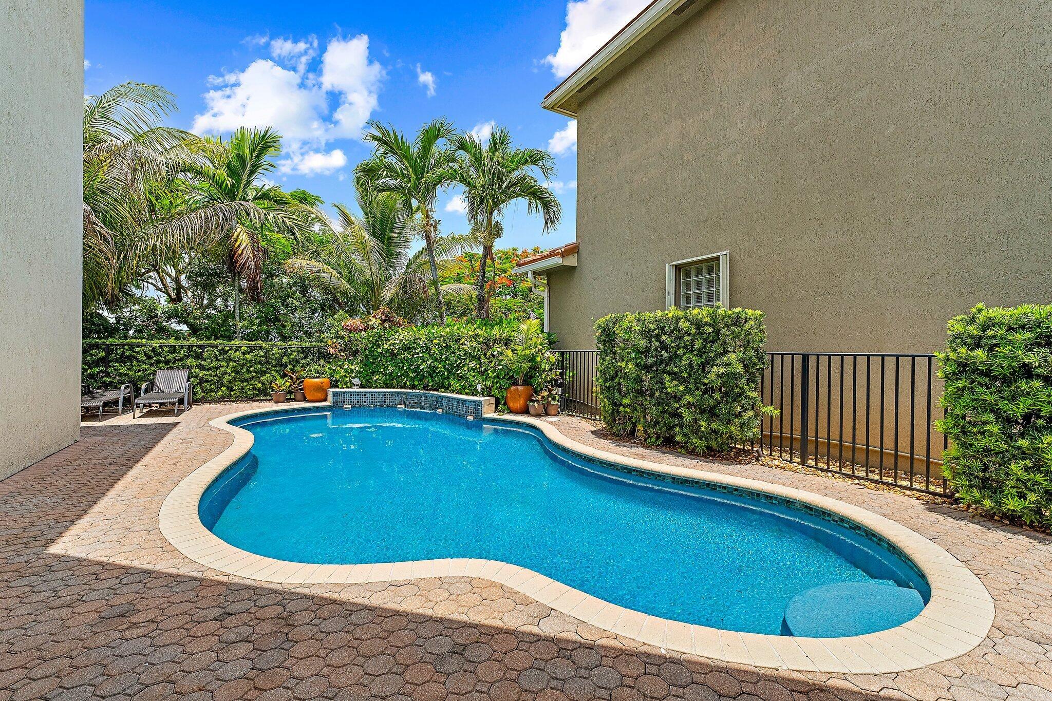 9389 Osprey Isles Boulevard