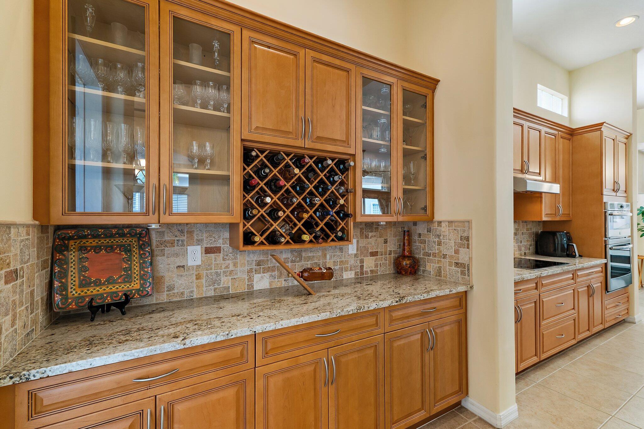 9389 Osprey Isles Boulevard