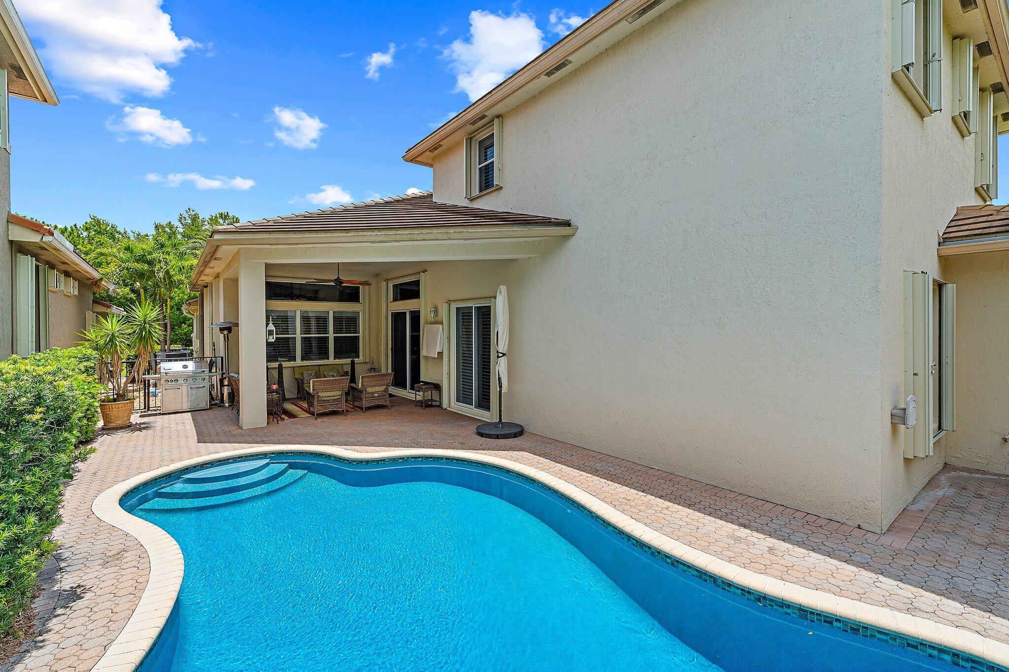 9389 Osprey Isles Boulevard