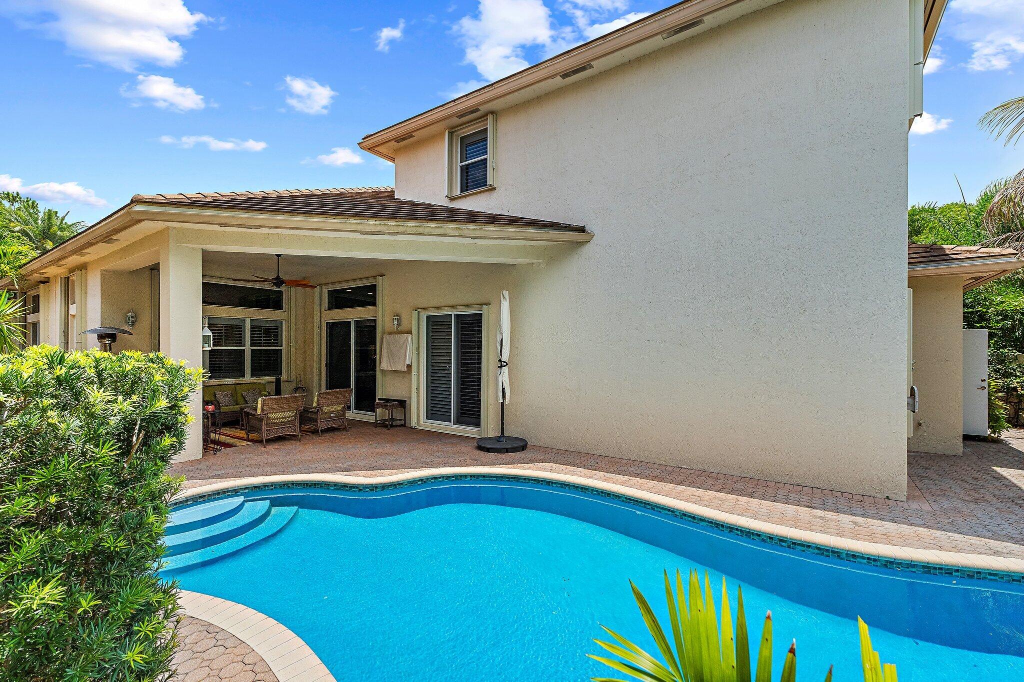 9389 Osprey Isles Boulevard