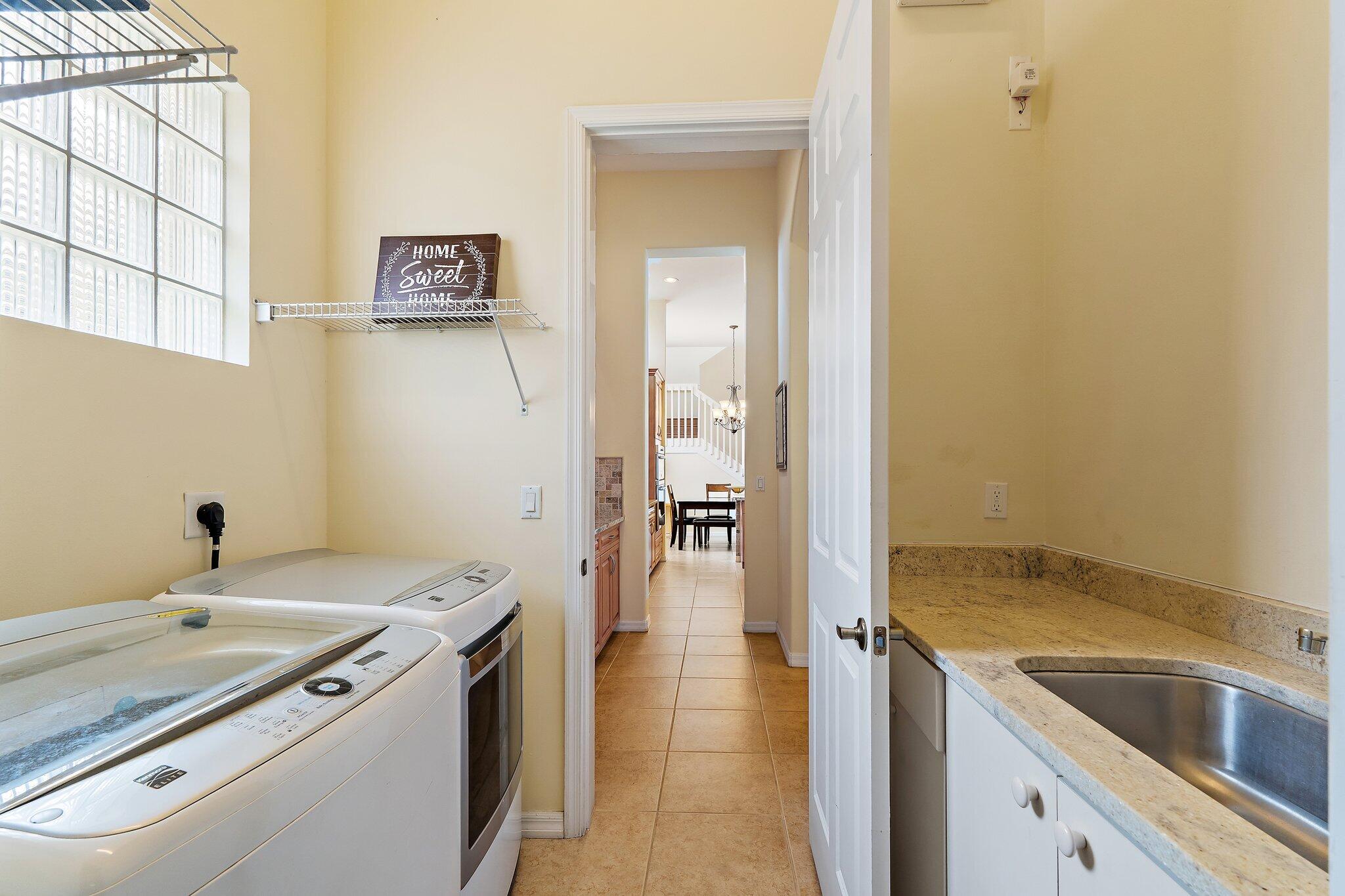 9389 Osprey Isles Boulevard