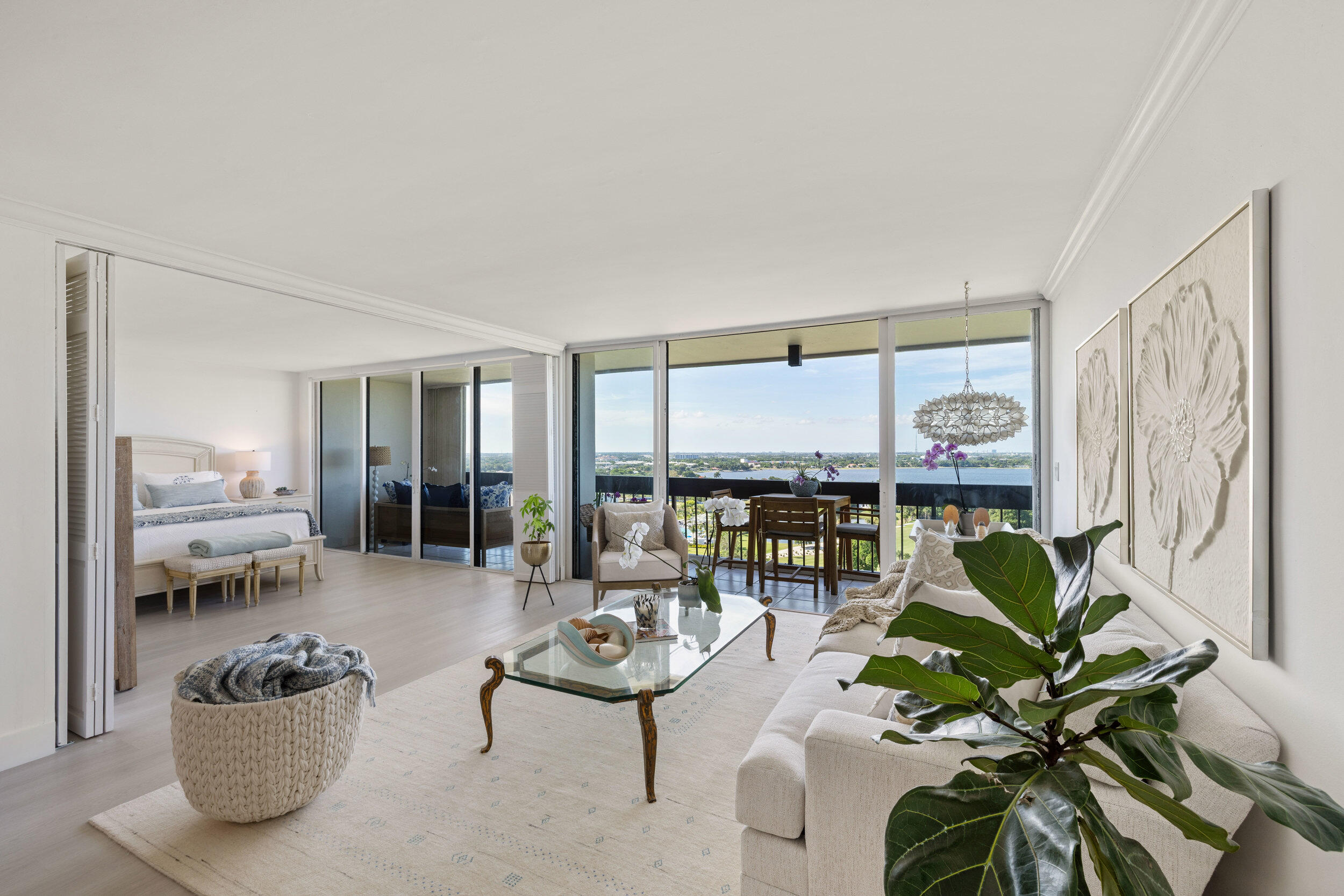 2000 Presidential Way 1702