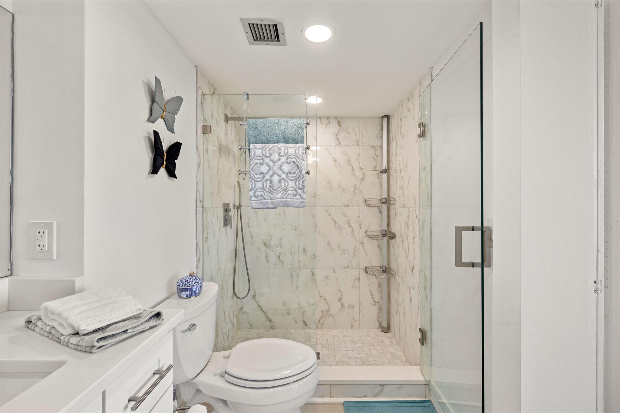 2000 Presidential Way 1702