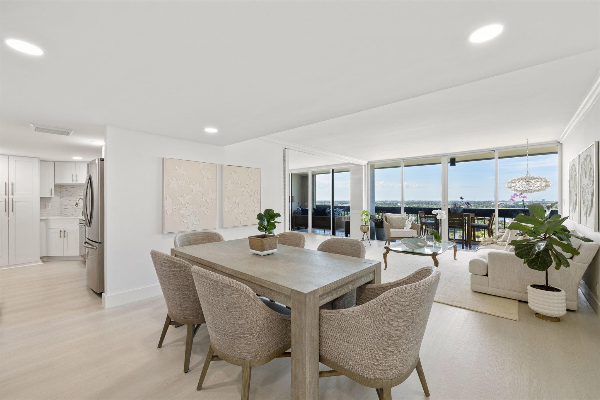 2000 Presidential Way 1702