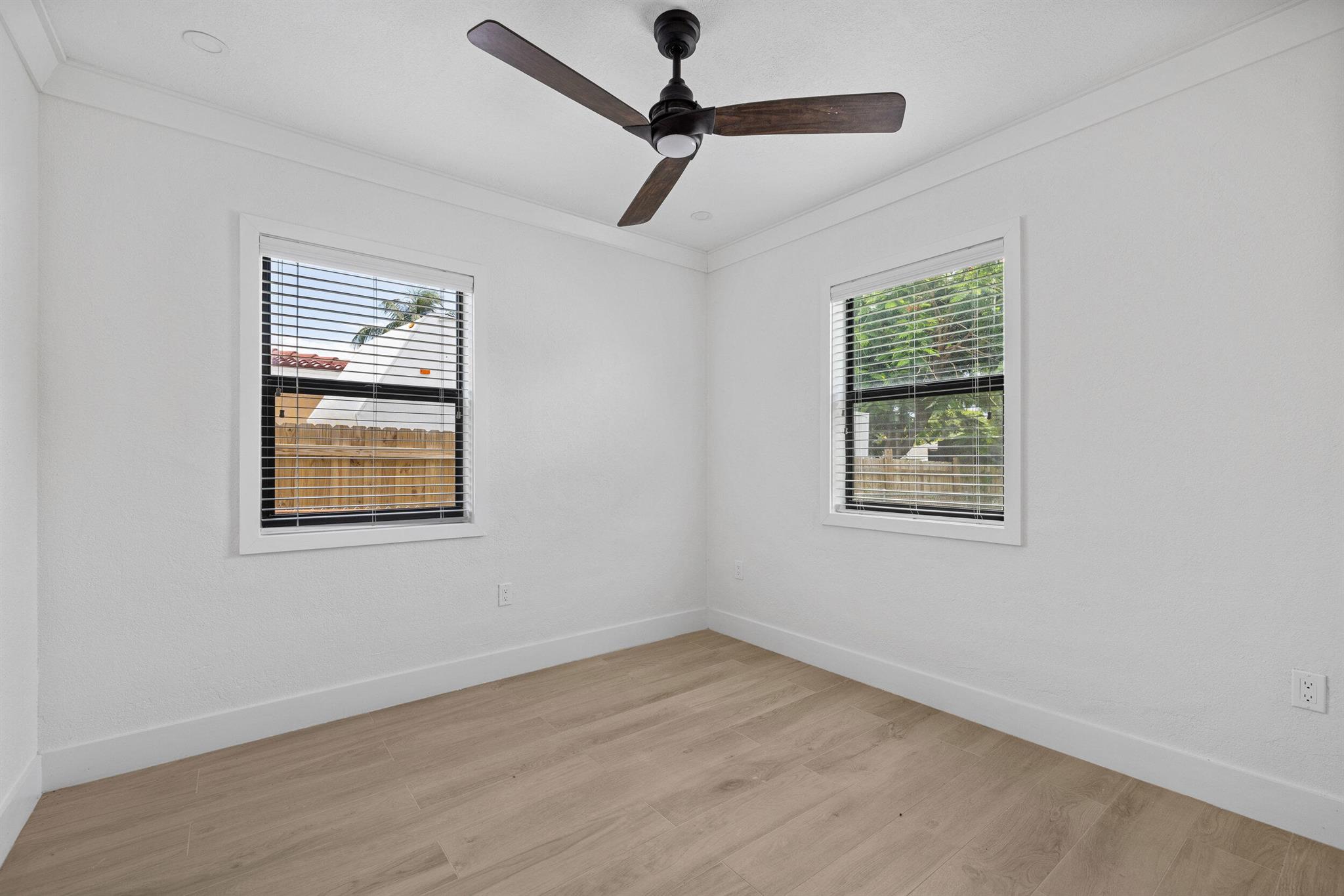 3015 Robert Road
