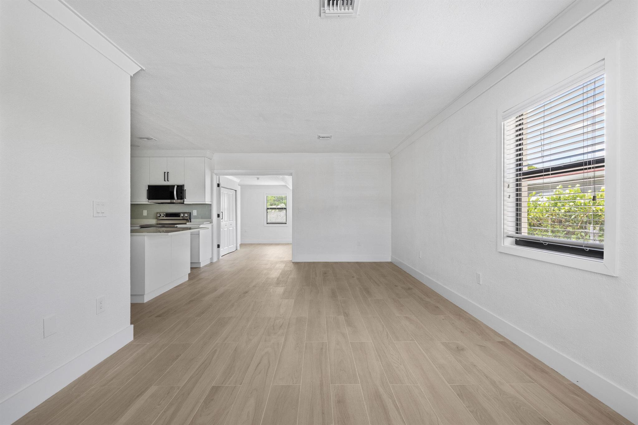 3015 Robert Road