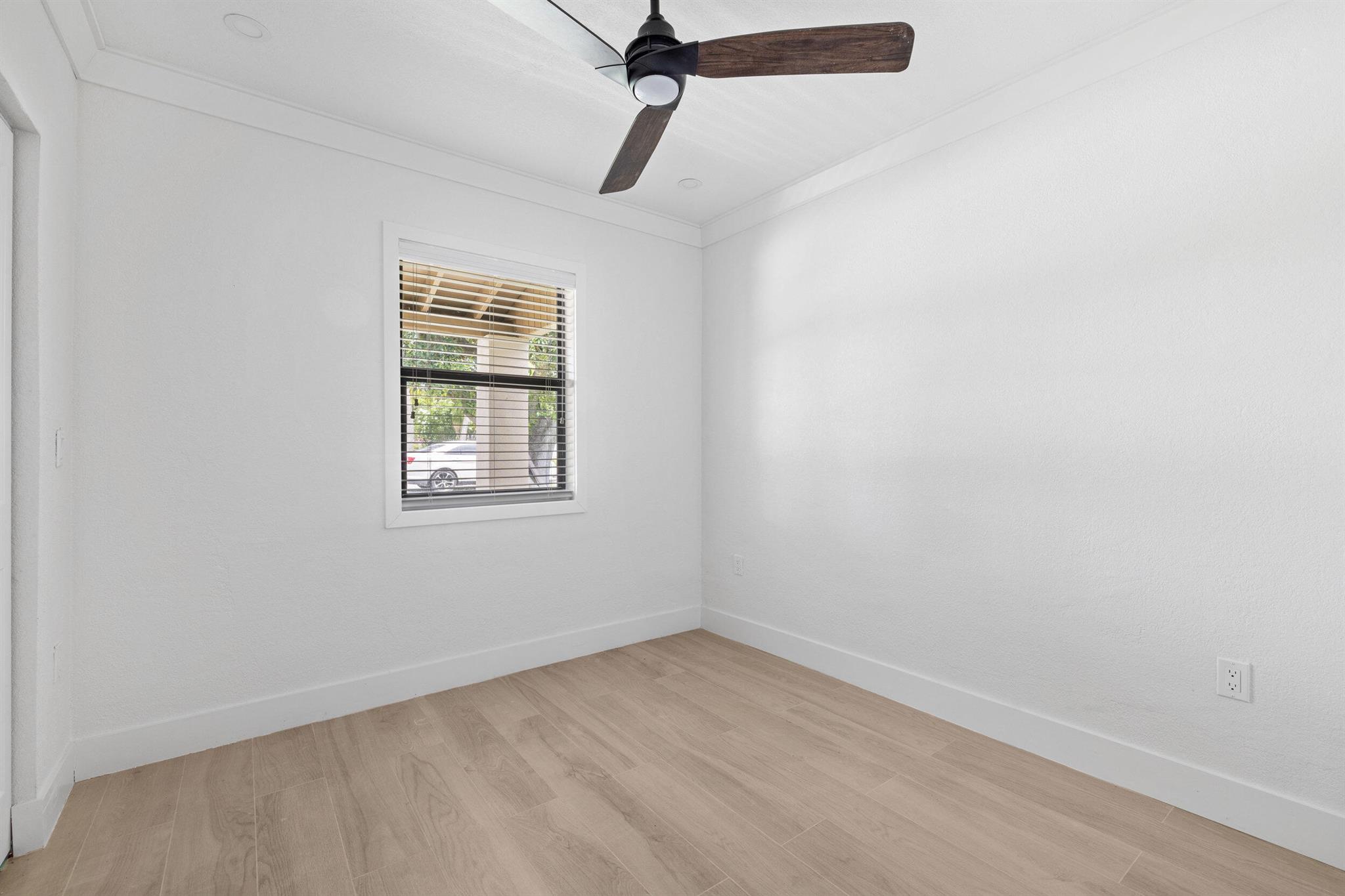 3015 Robert Road