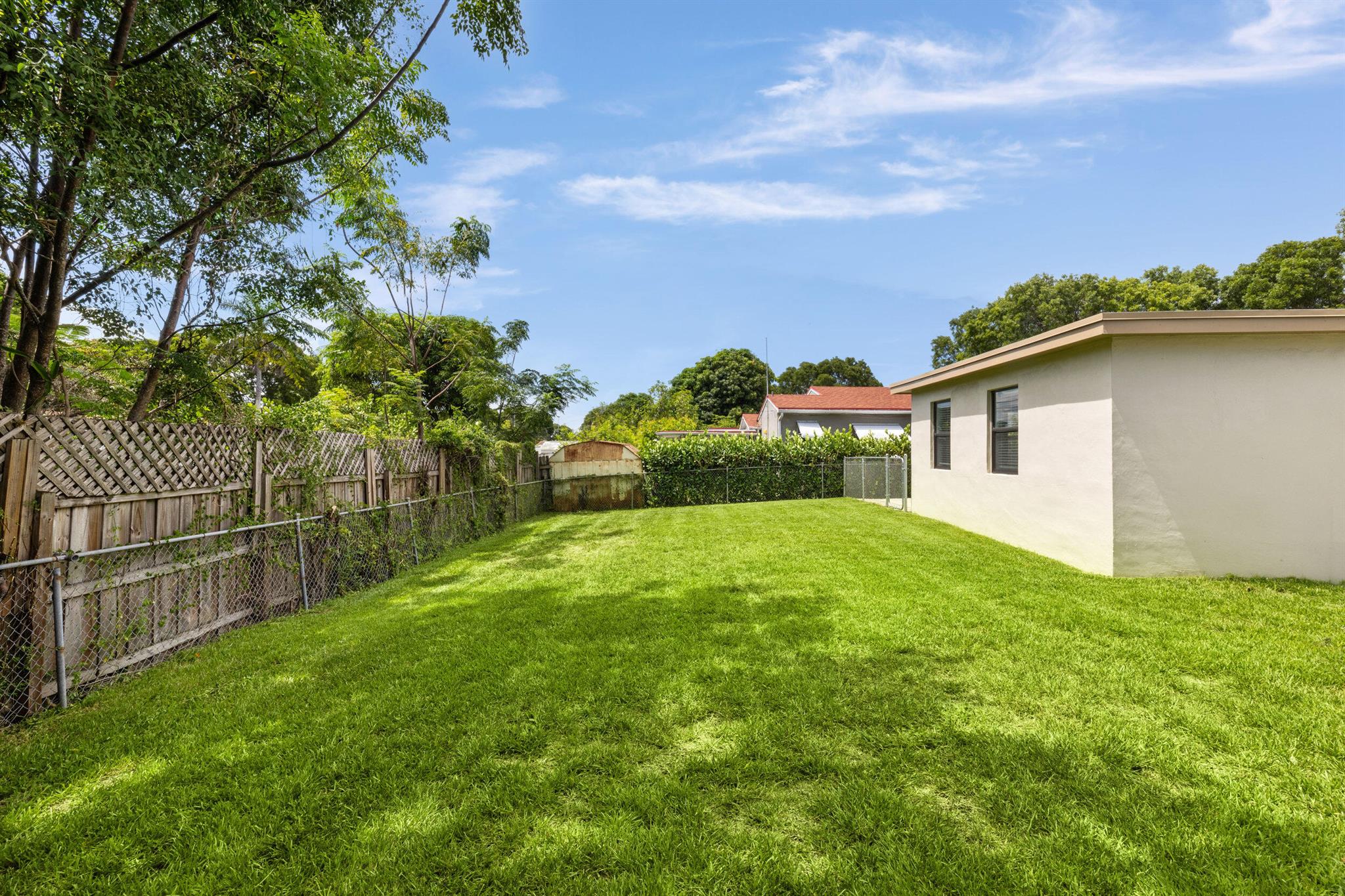 3015 Robert Road