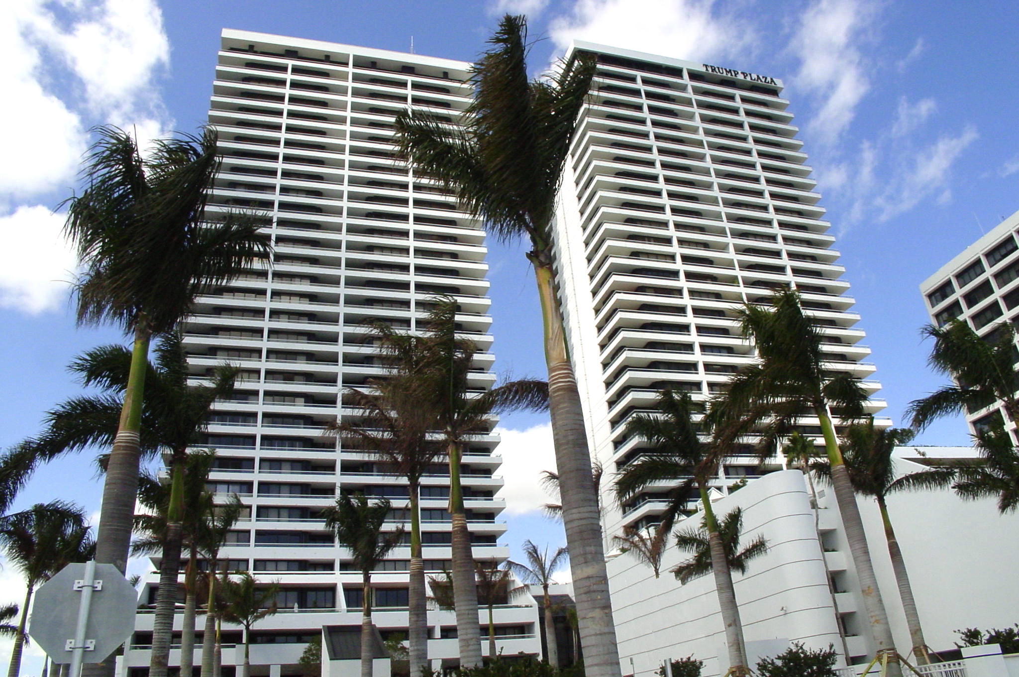529 S Flagler Drive Th5f