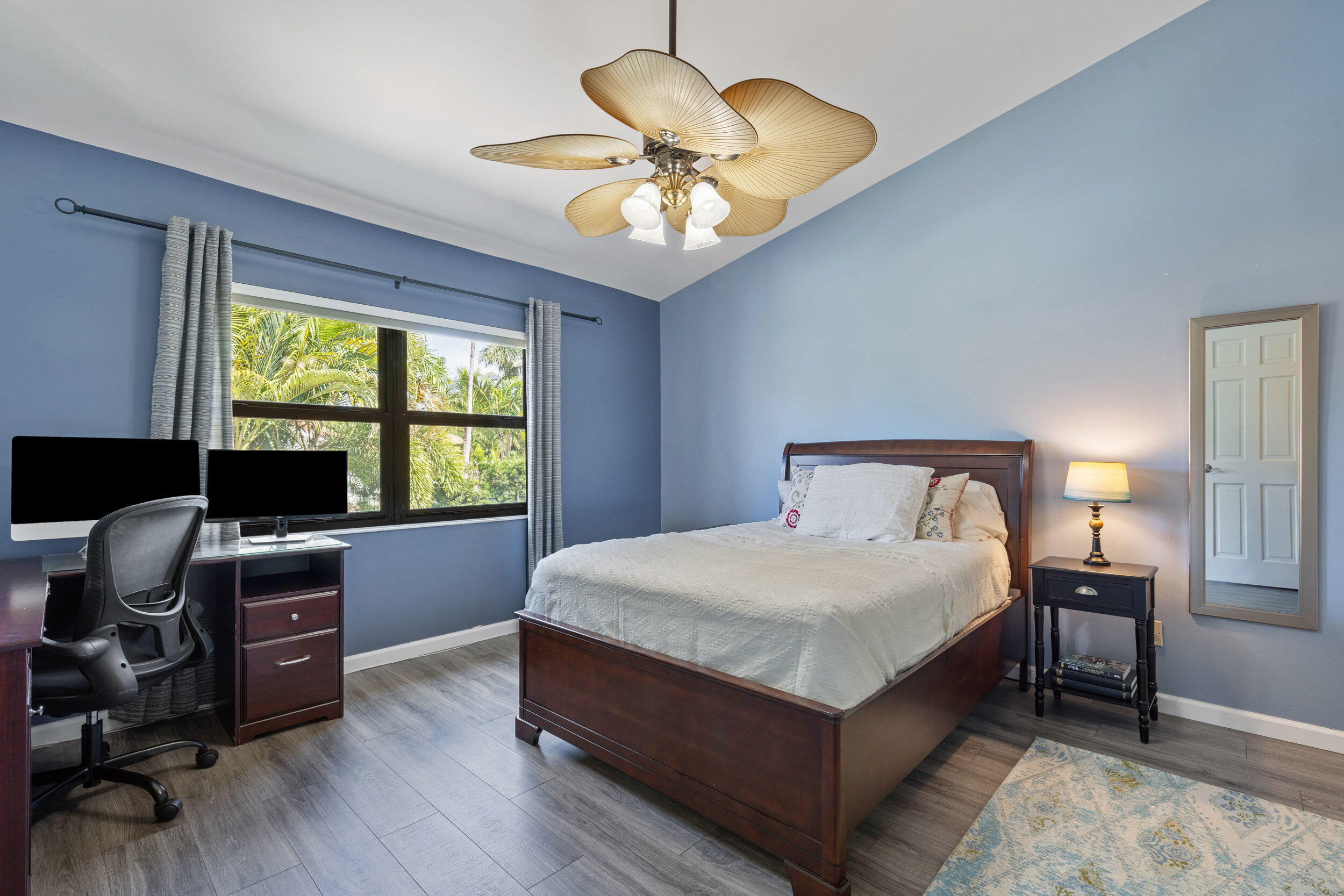 3501 Harbor Circle