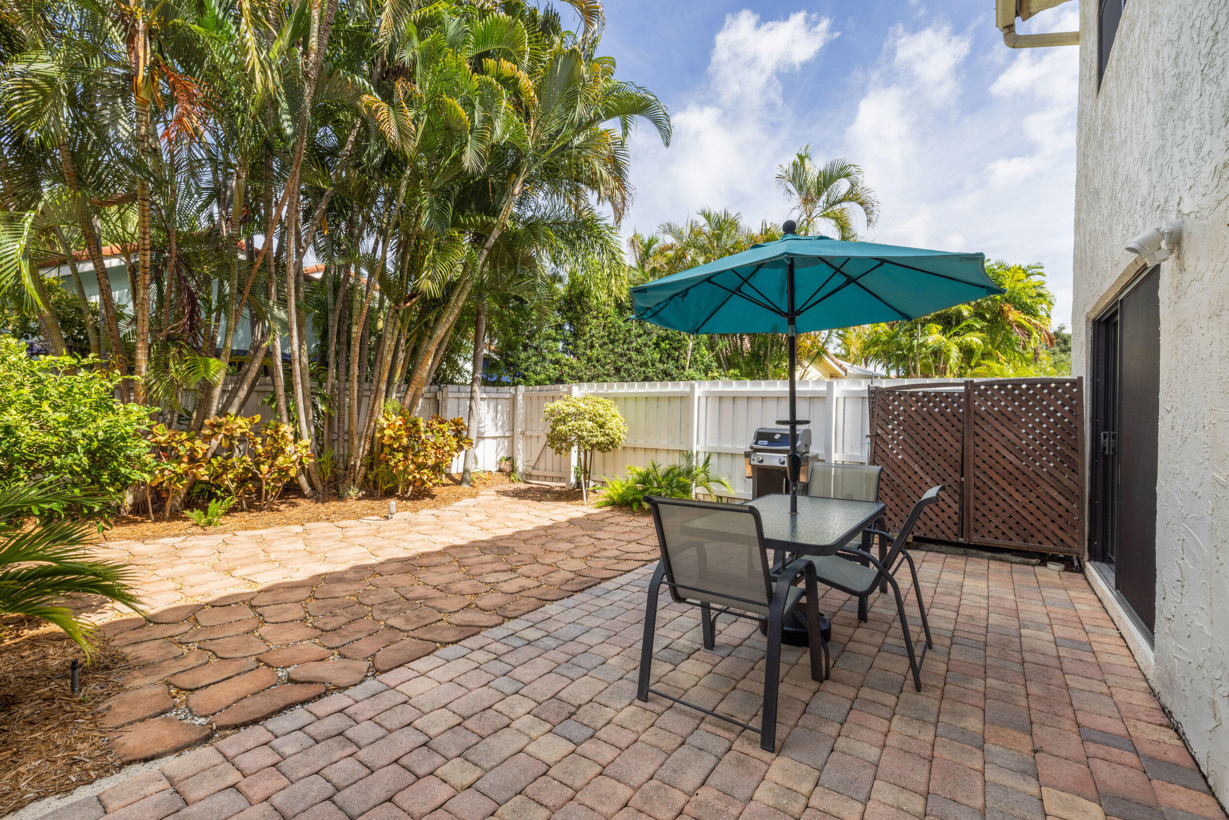 3501 Harbor Circle