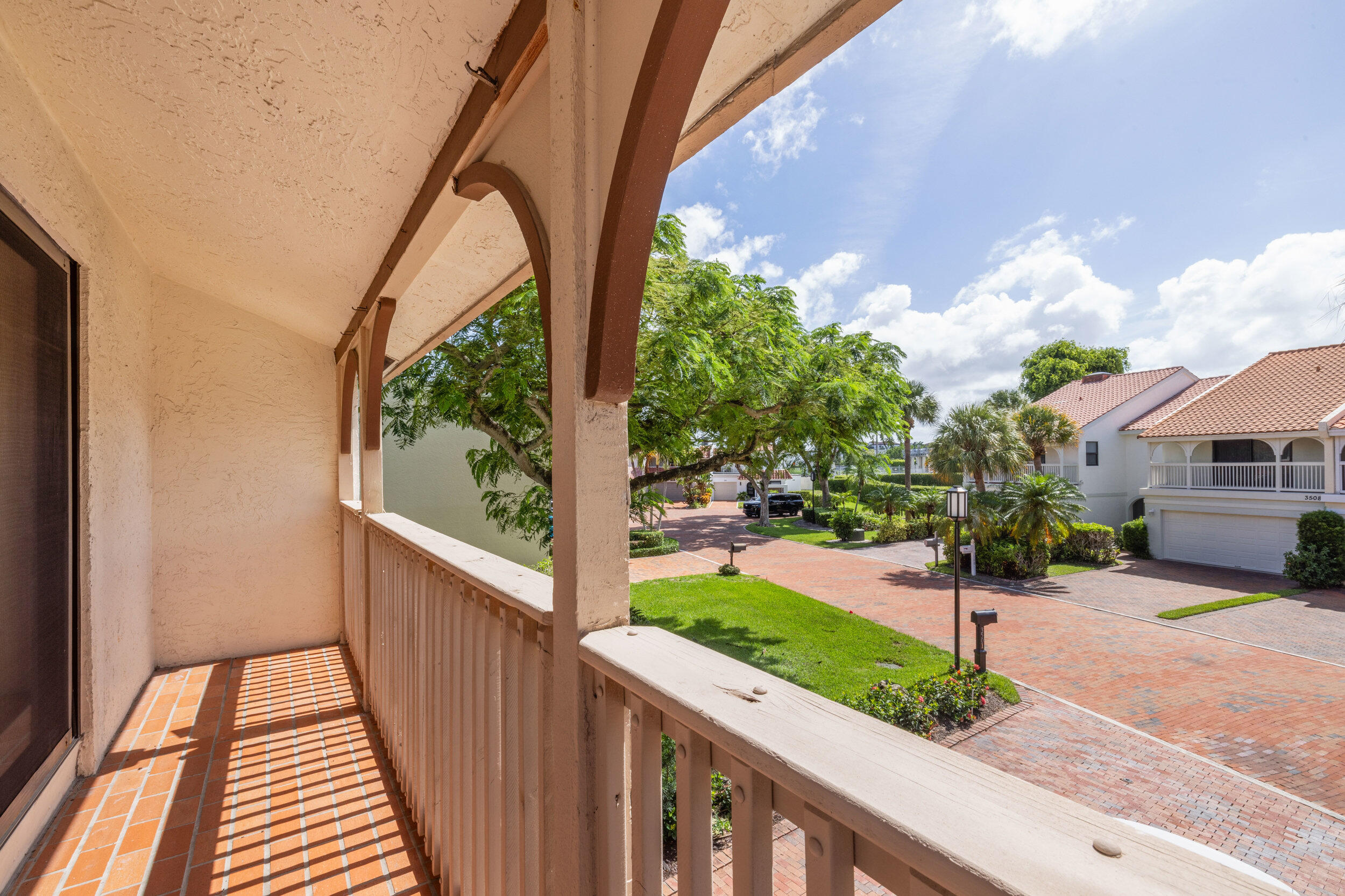 3501 Harbor Circle