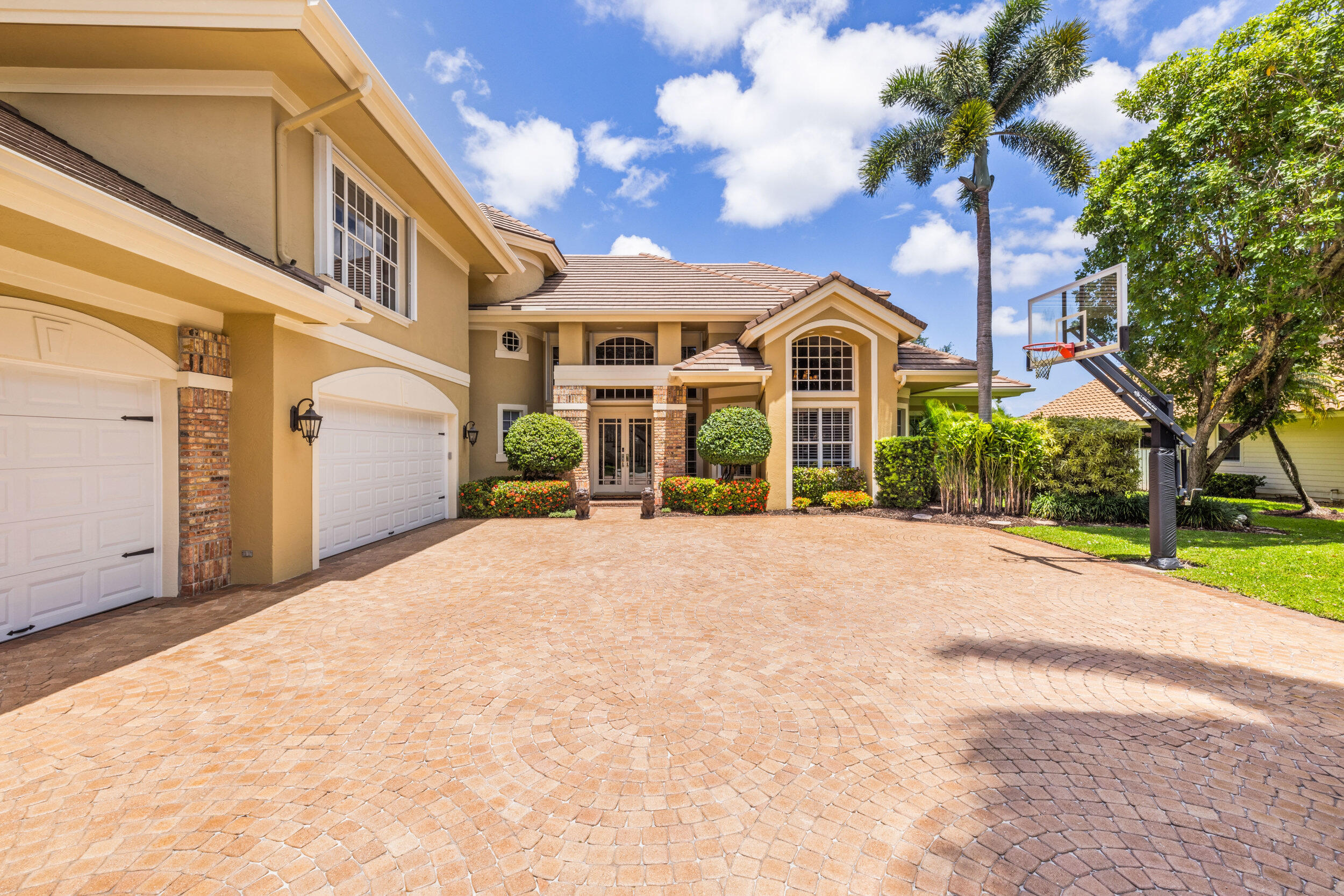 16 Glencairn Road