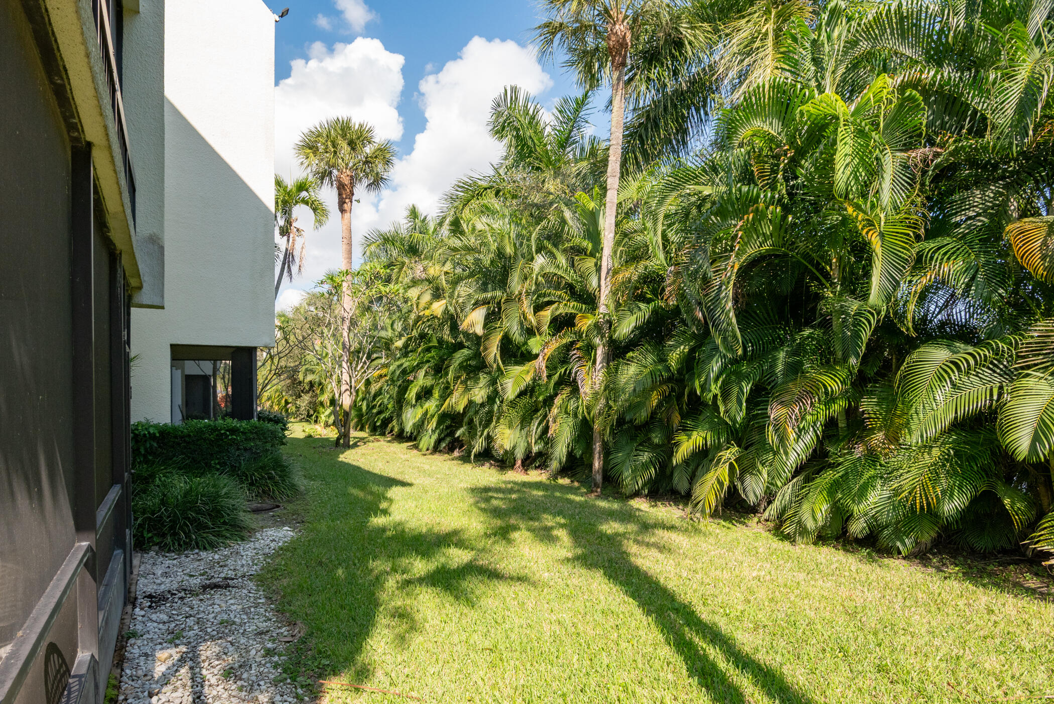 2550 Presidential Way 107