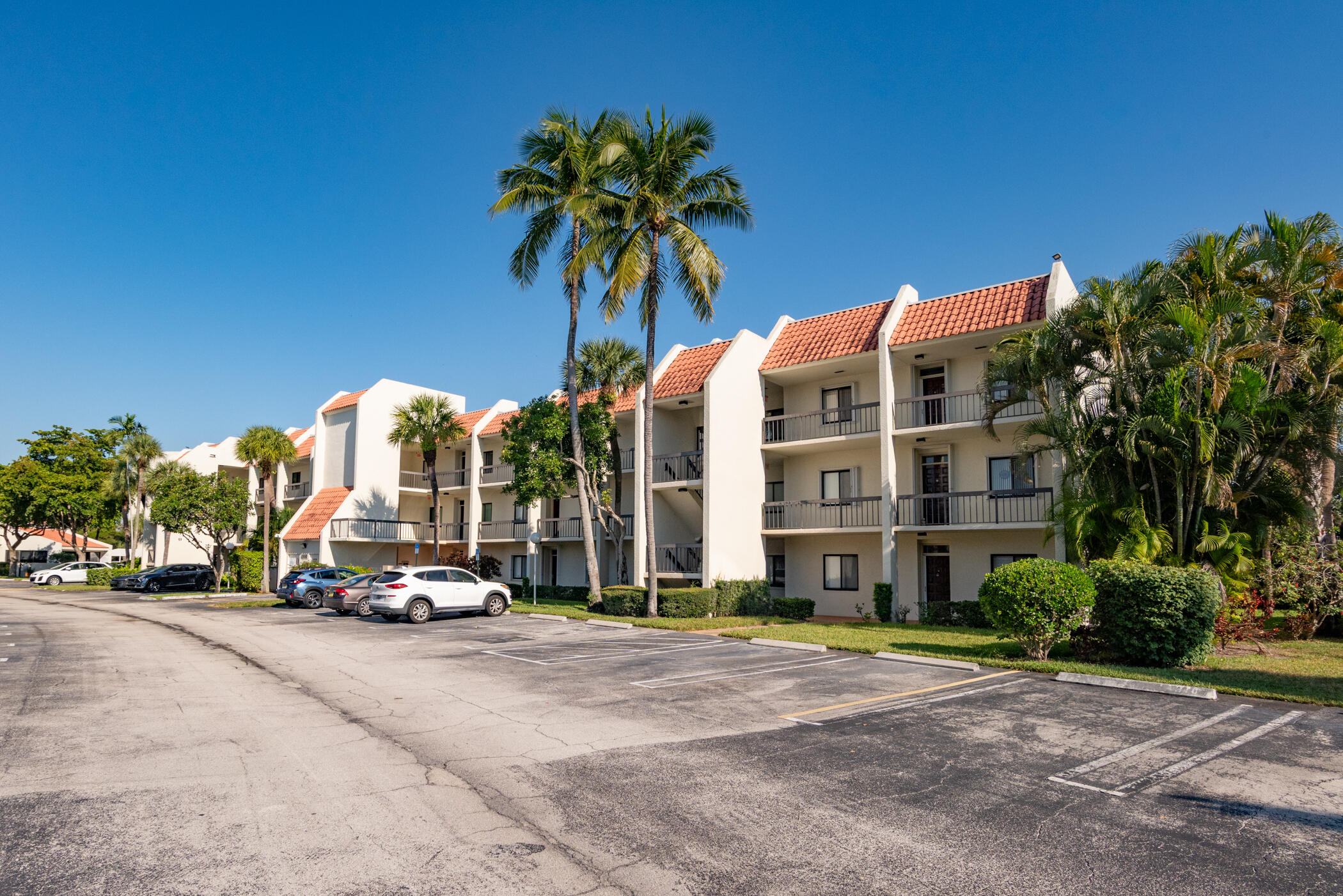 2550 Presidential Way 107