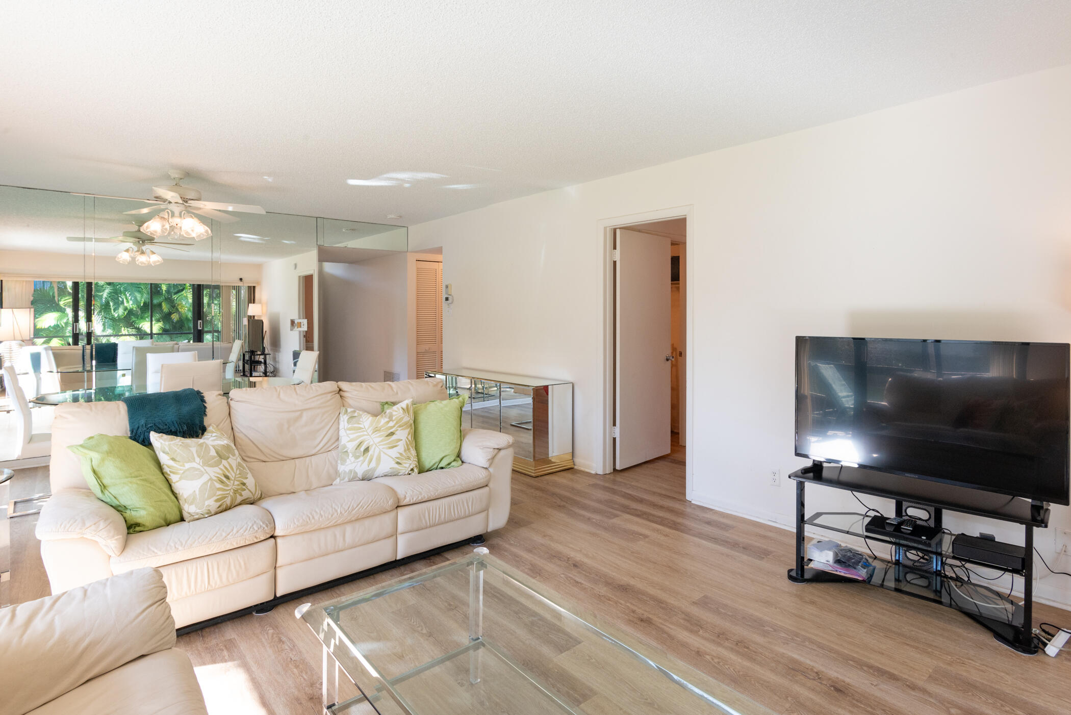 2550 Presidential Way 107