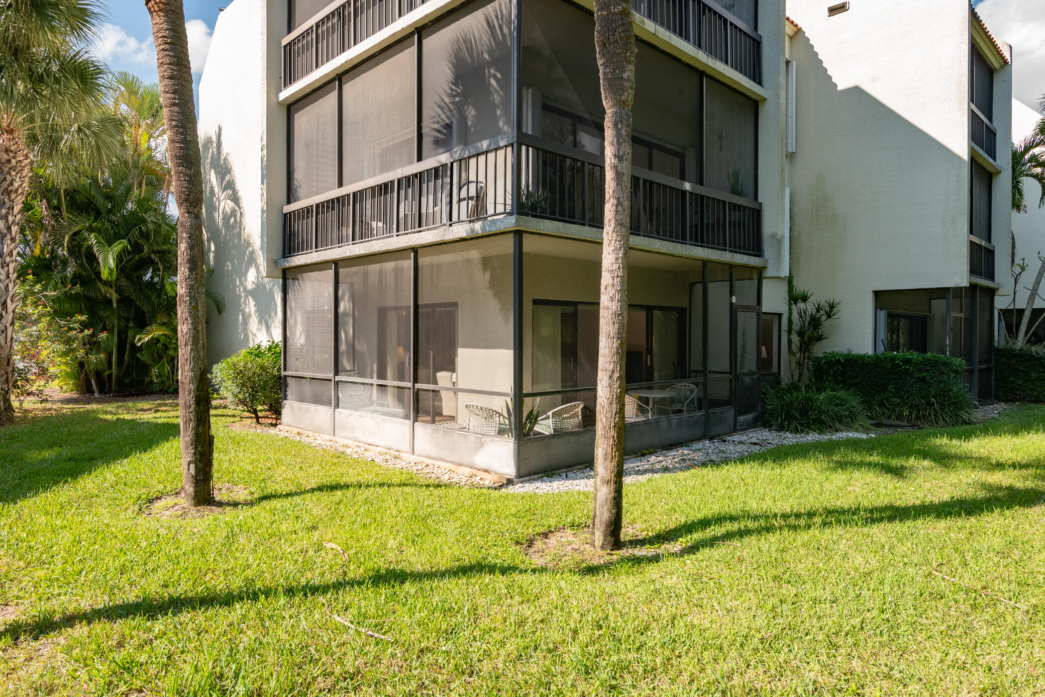 2550 Presidential Way 107