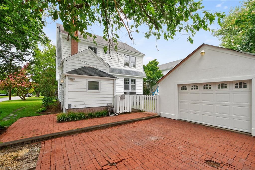 1361 Westmoreland AVE