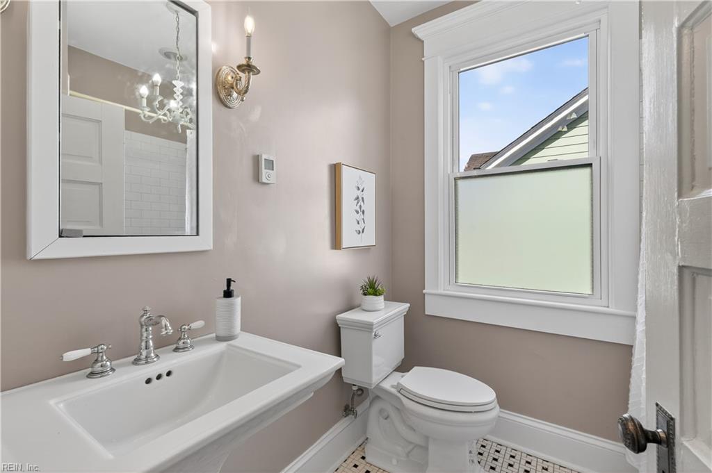 1219 Manchester Avenue AVE