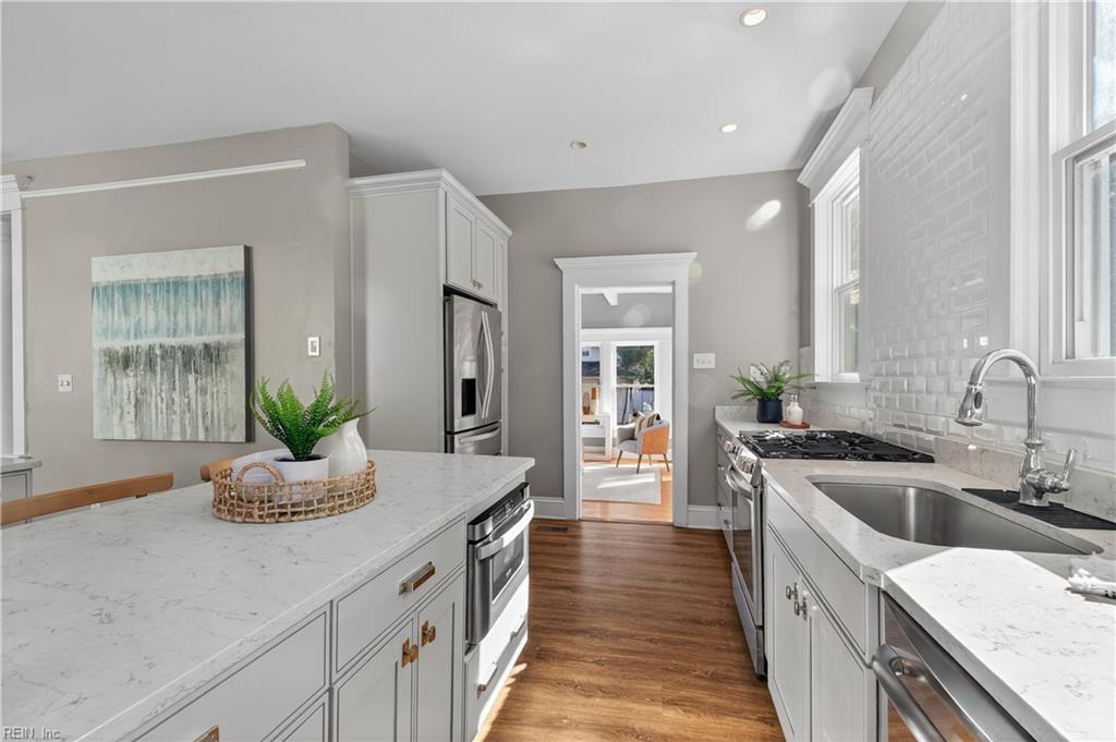 1219 Manchester Avenue AVE