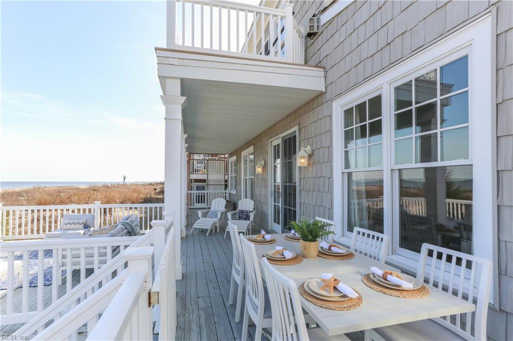 822 W Ocean View AVE