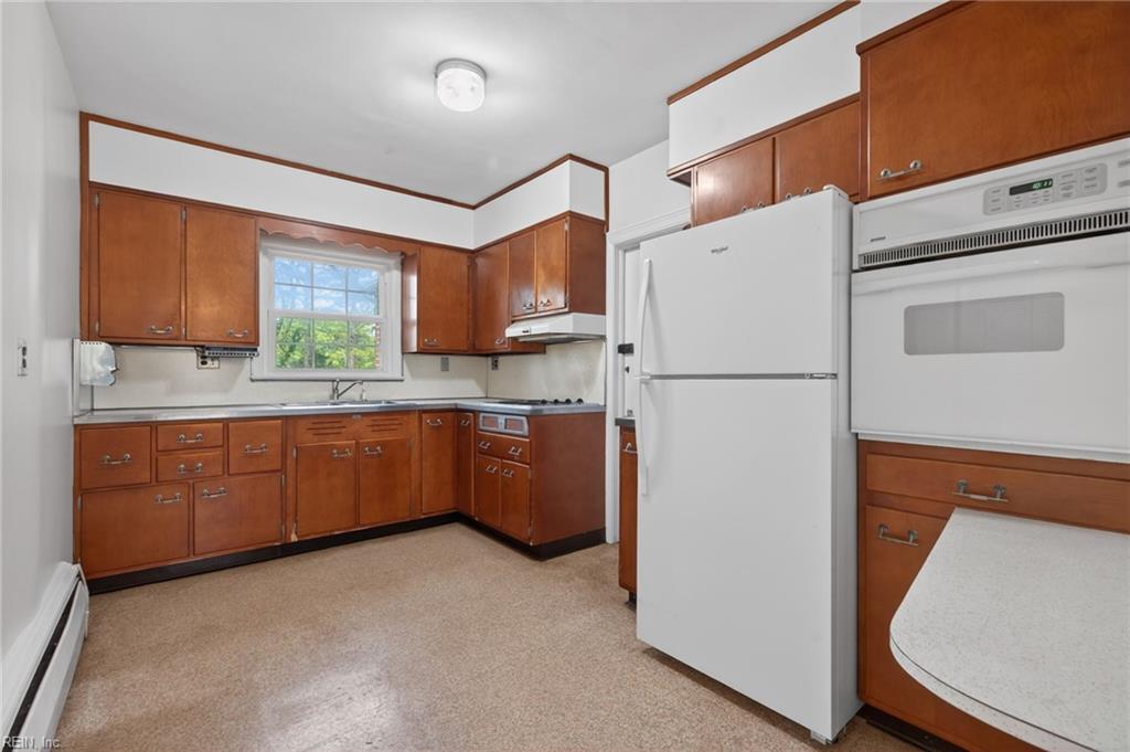 433 Hariton CT
