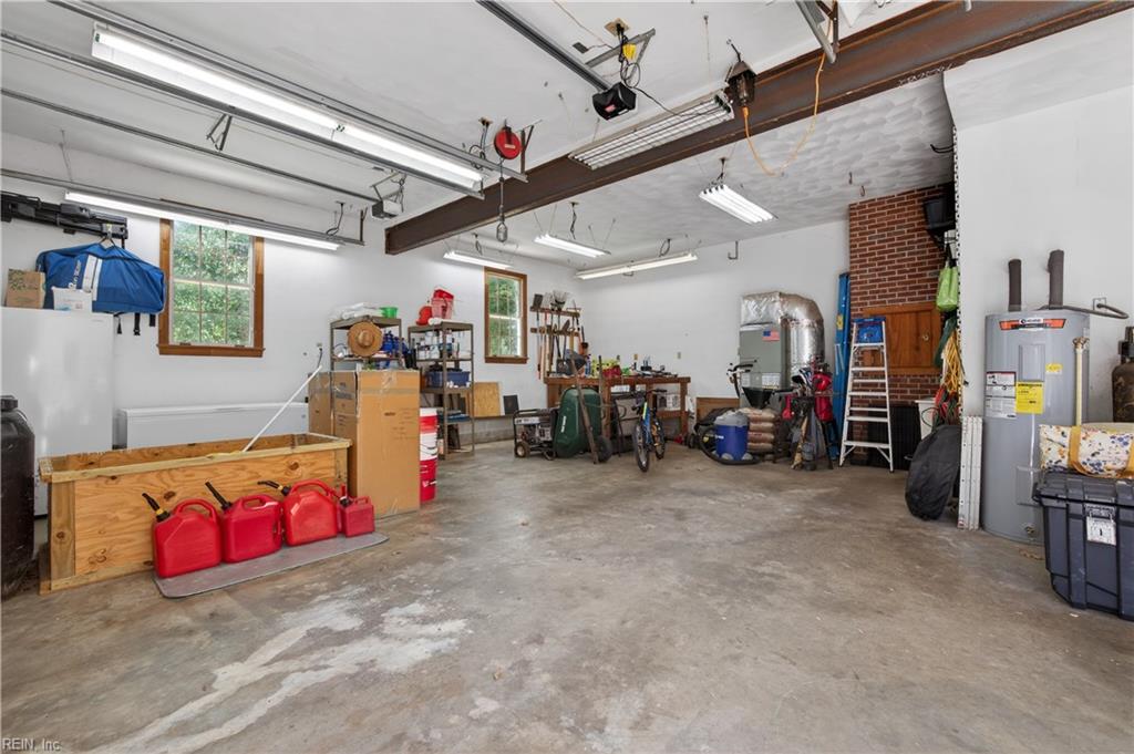 3404 W Landing DR