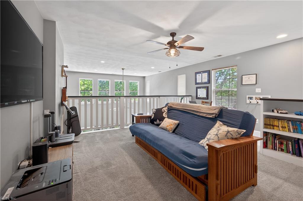 5804 Woodstock PT