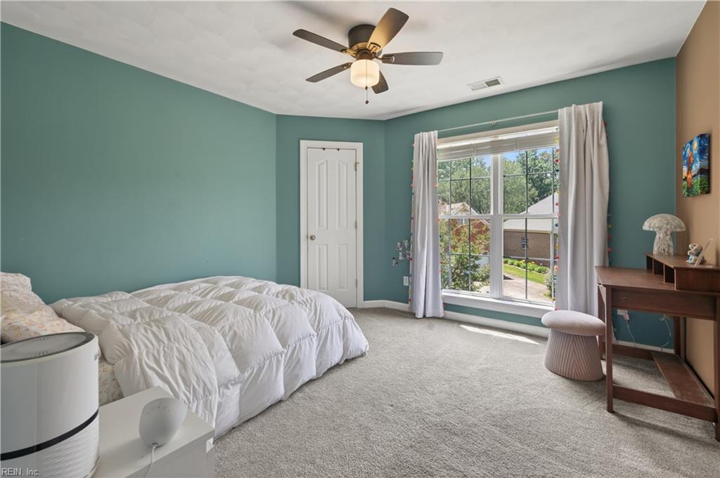 5804 Woodstock PT