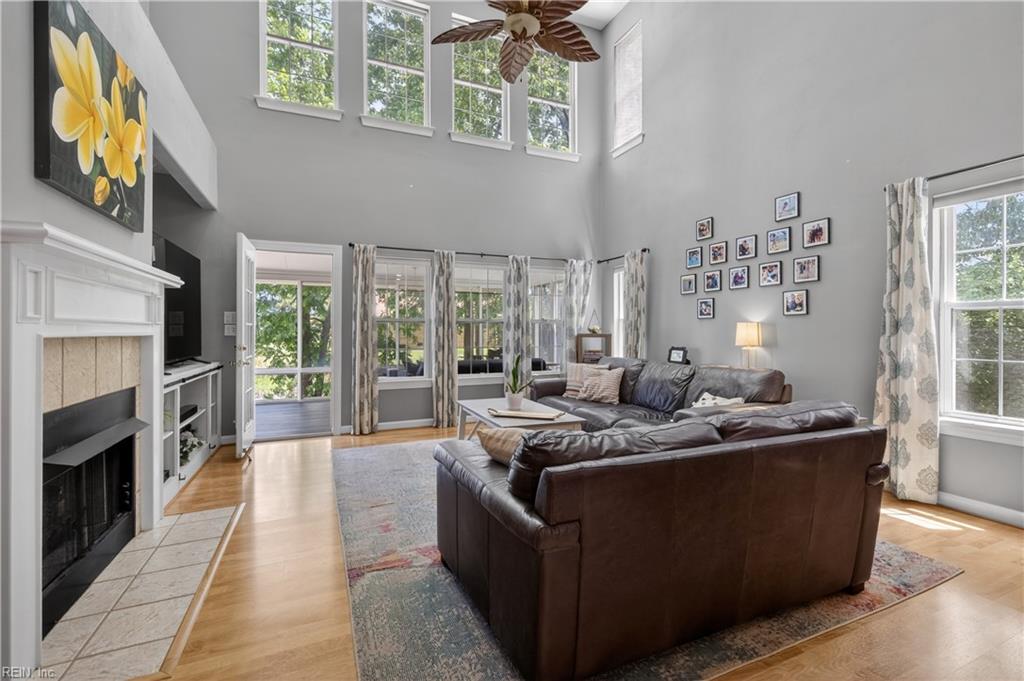 5804 Woodstock PT