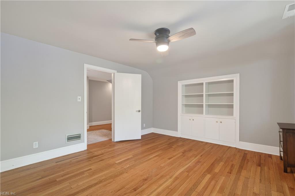 1444 W Princess Anne RD