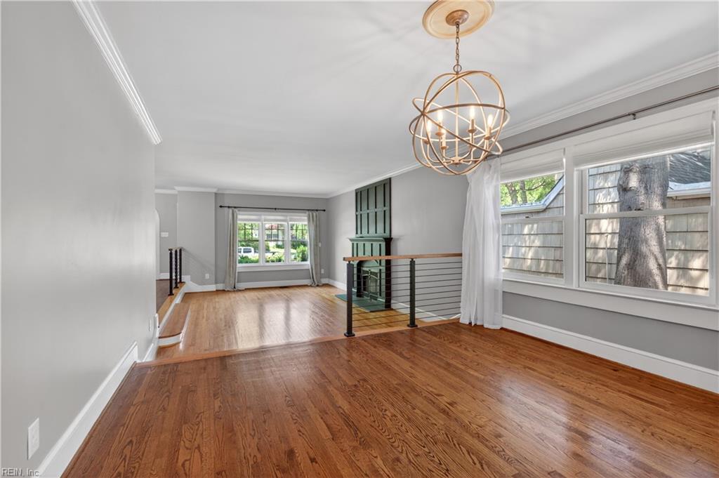 1444 W Princess Anne RD