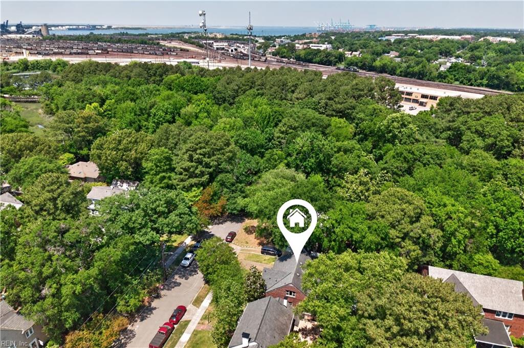 1444 W Princess Anne RD