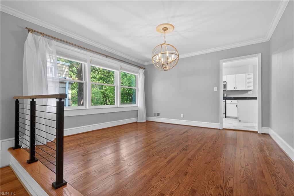 1444 W Princess Anne RD