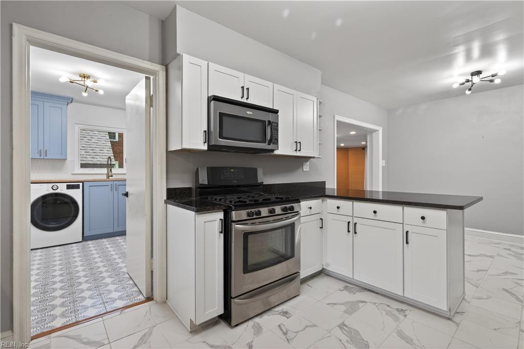 1444 W Princess Anne RD