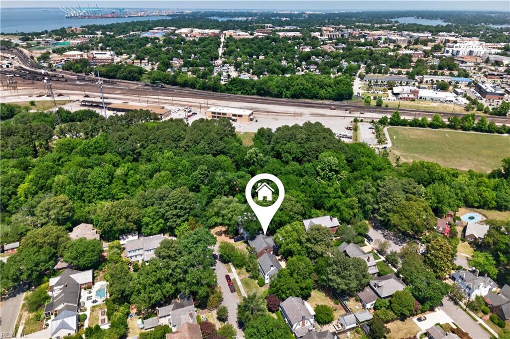 1444 W Princess Anne RD