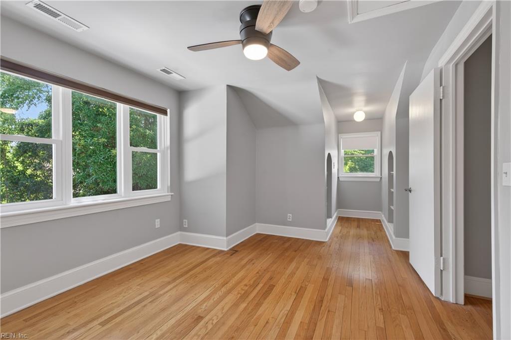 1444 W Princess Anne RD