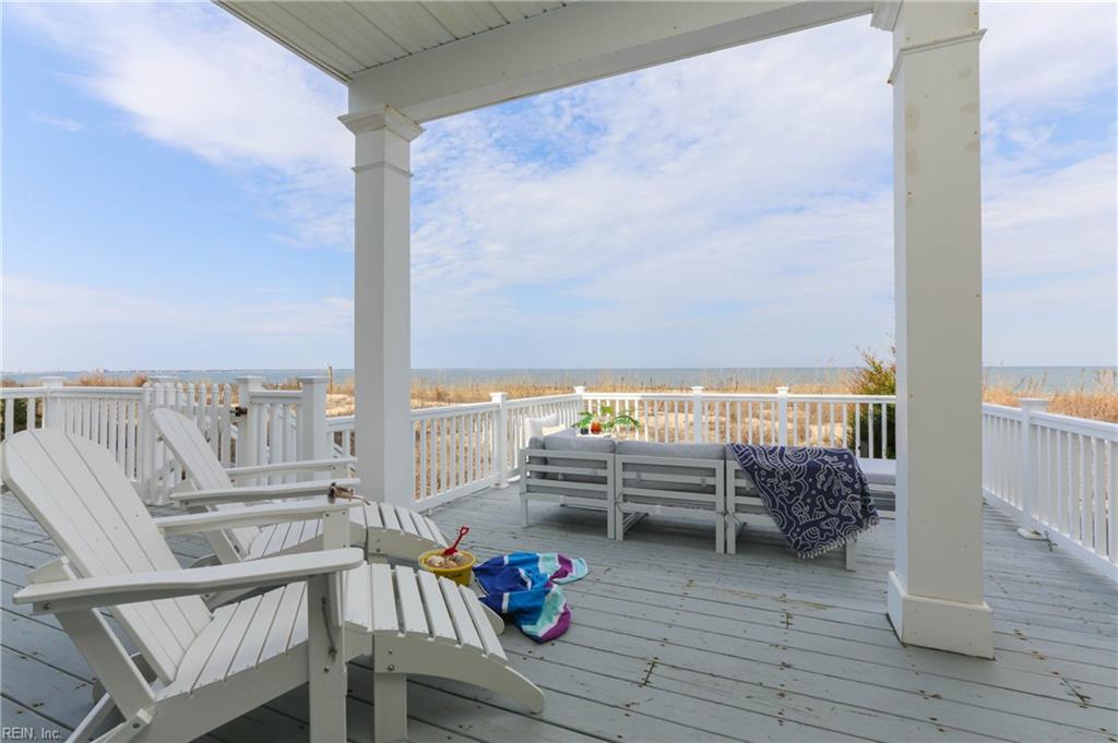 822 W Ocean View AVE