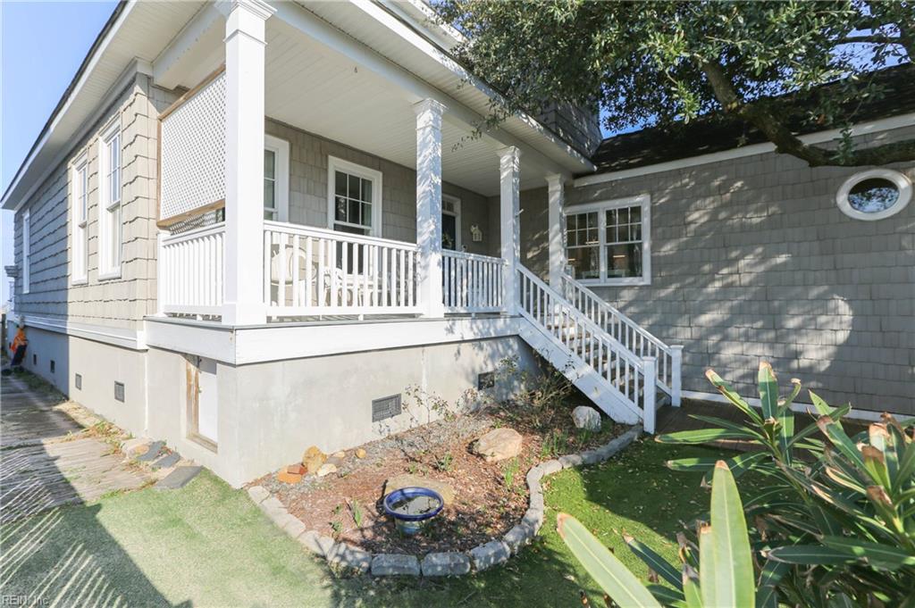 822 W Ocean View AVE