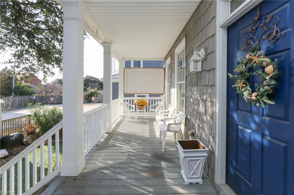 822 W Ocean View AVE