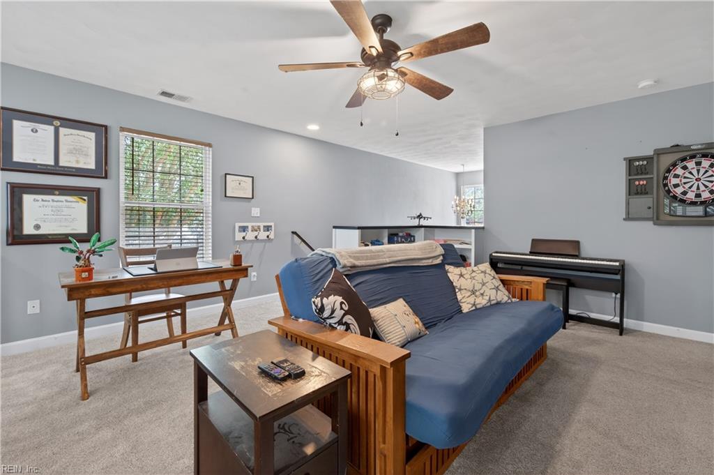 5804 Woodstock Point PT
