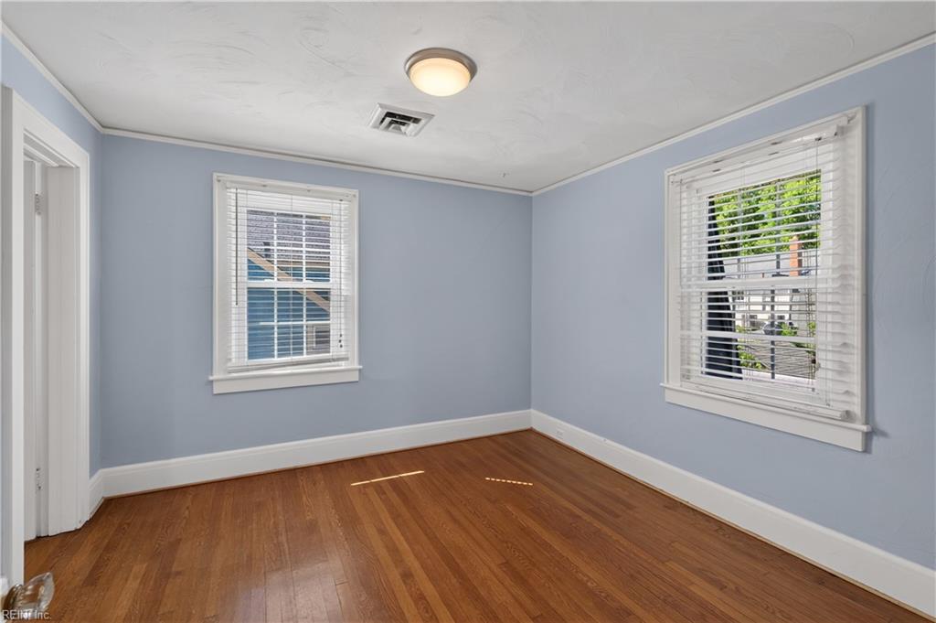 6019 Eastwood TER