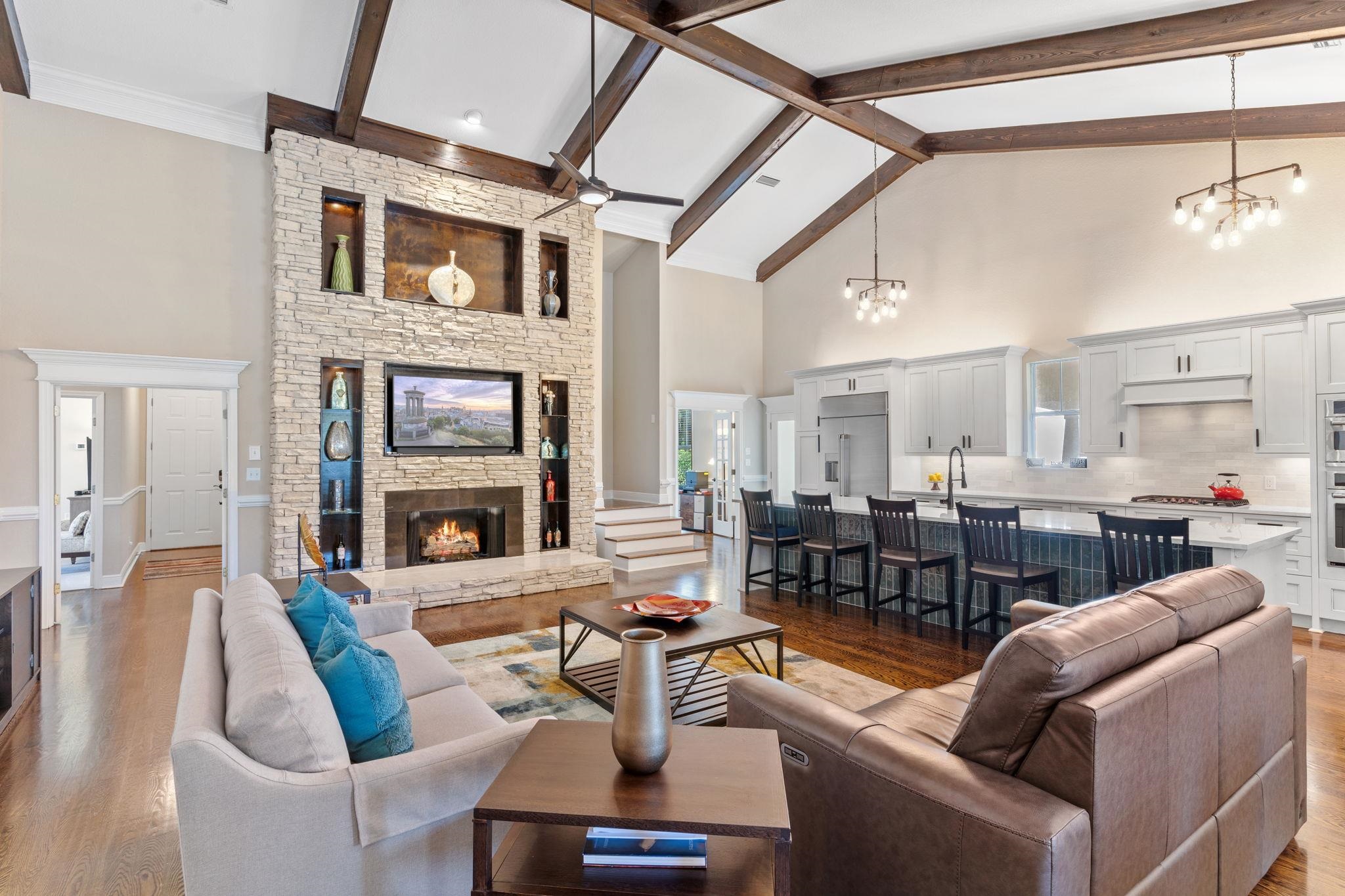 3785 Longfellow Road