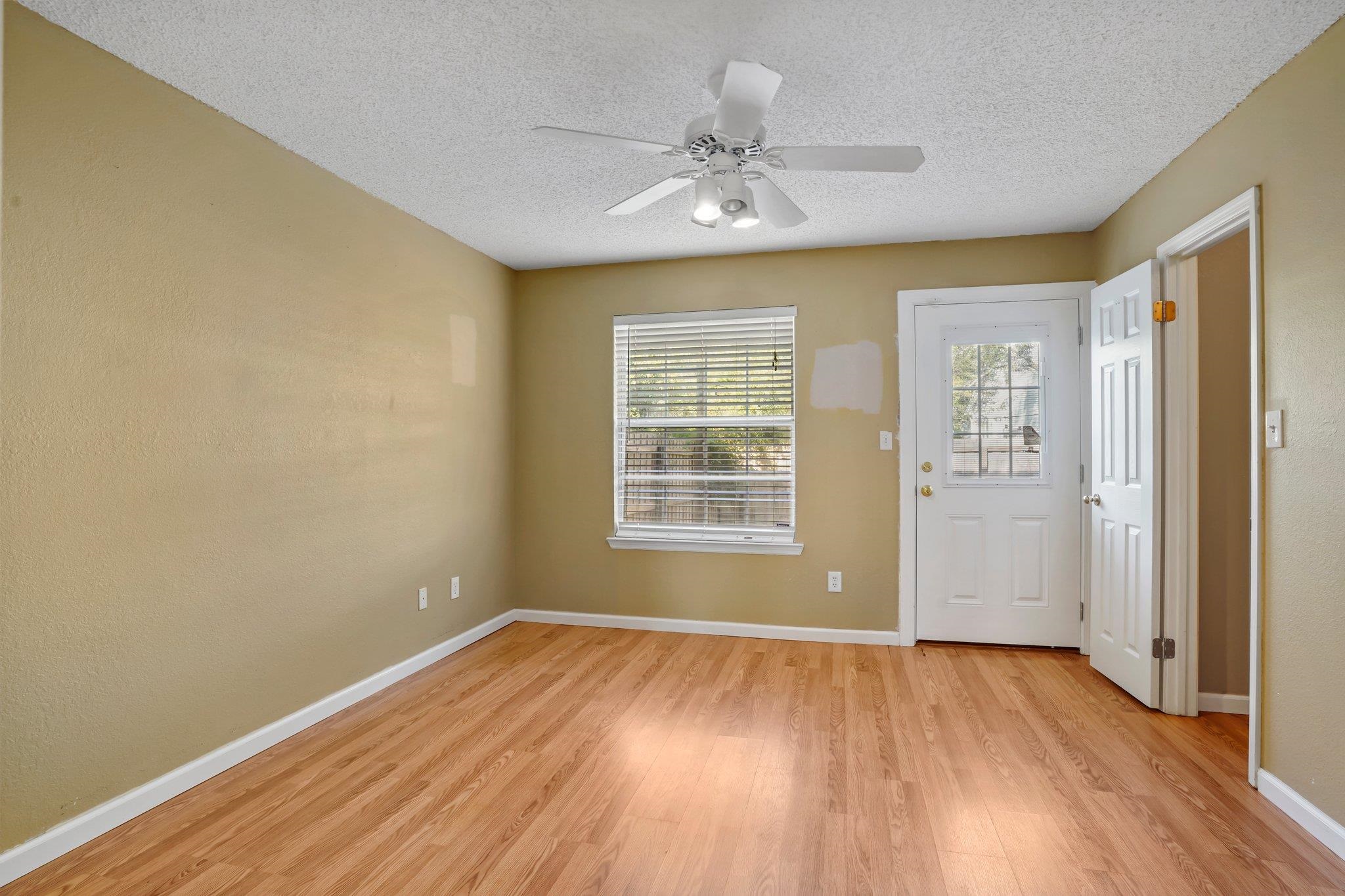 2431 Needle Palm Way