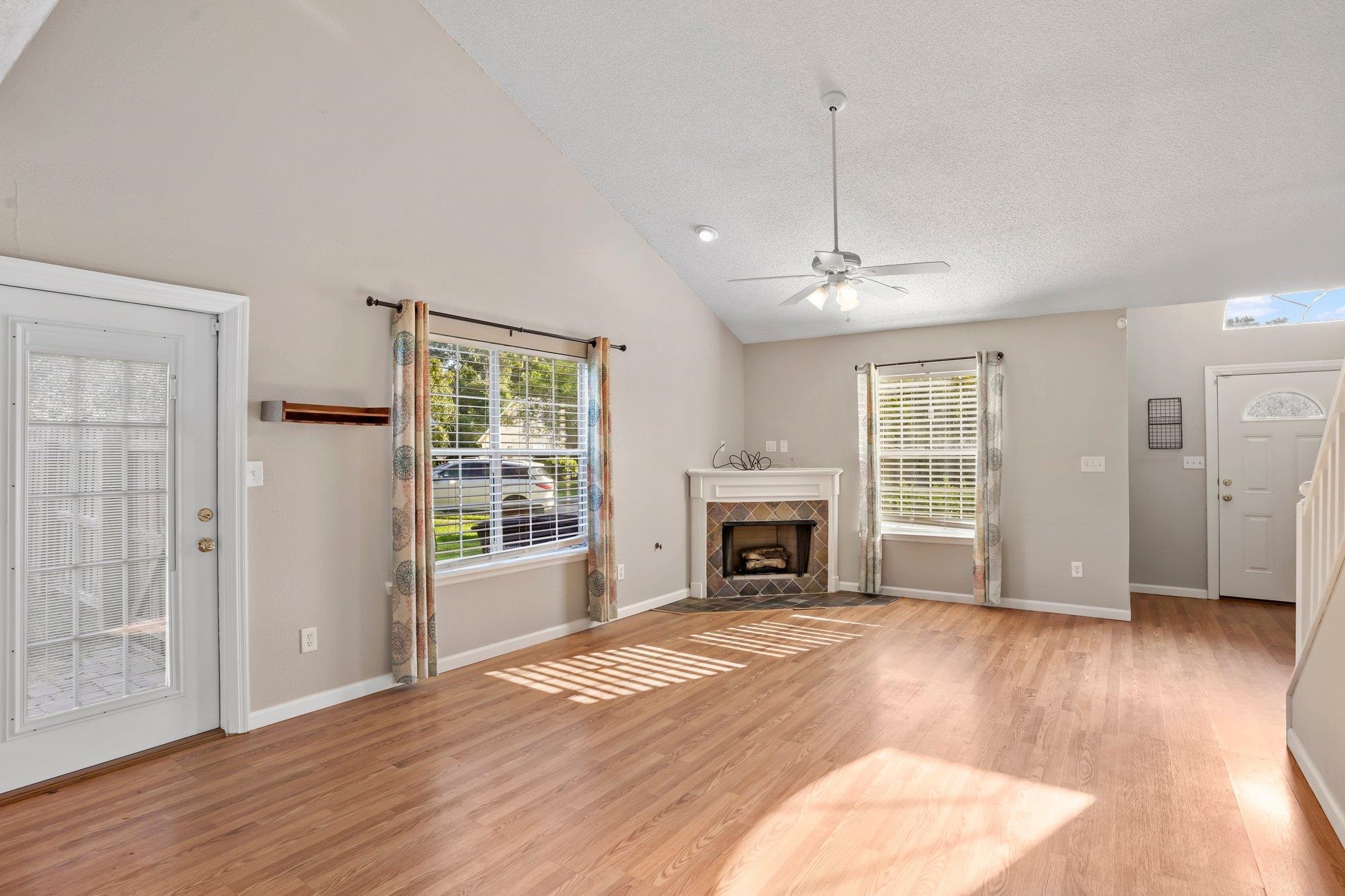 2431 Needle Palm Way