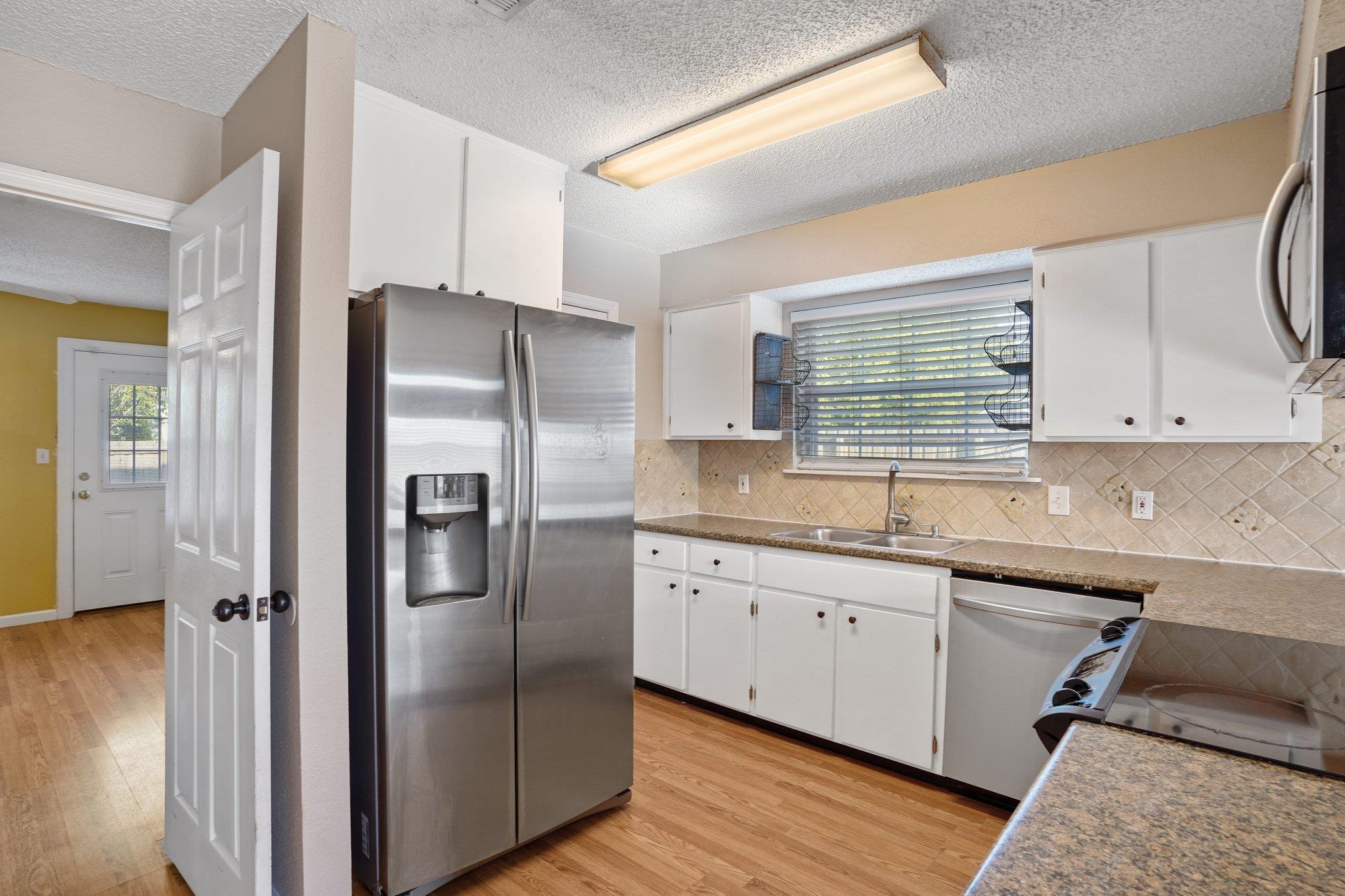 2431 Needle Palm Way