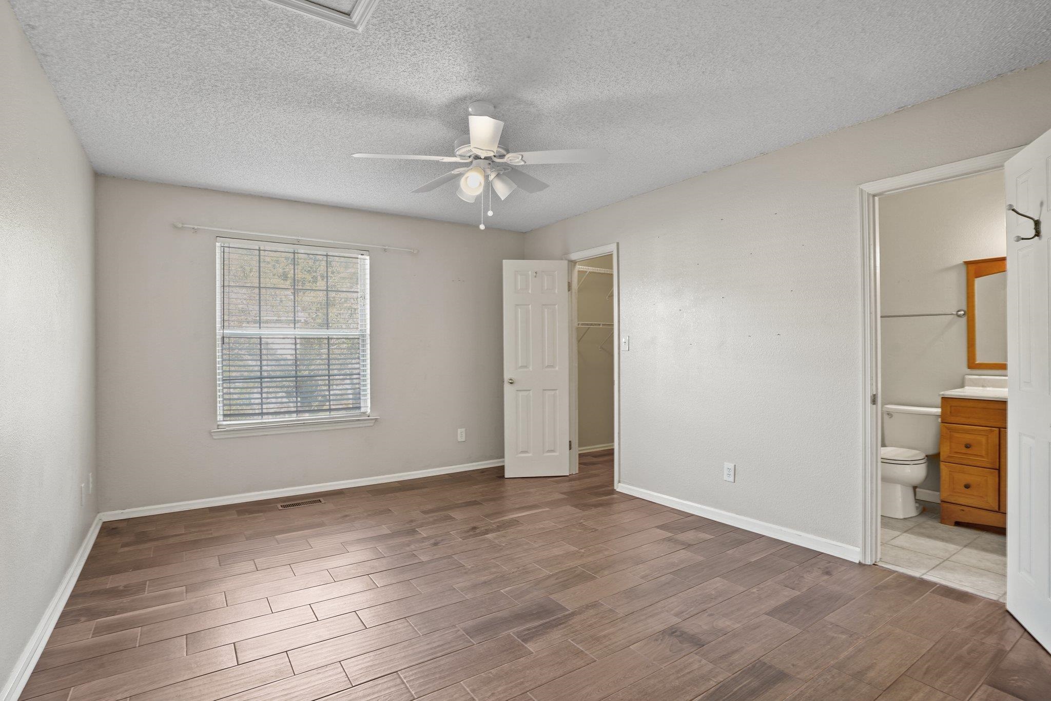 2431 Needle Palm Way