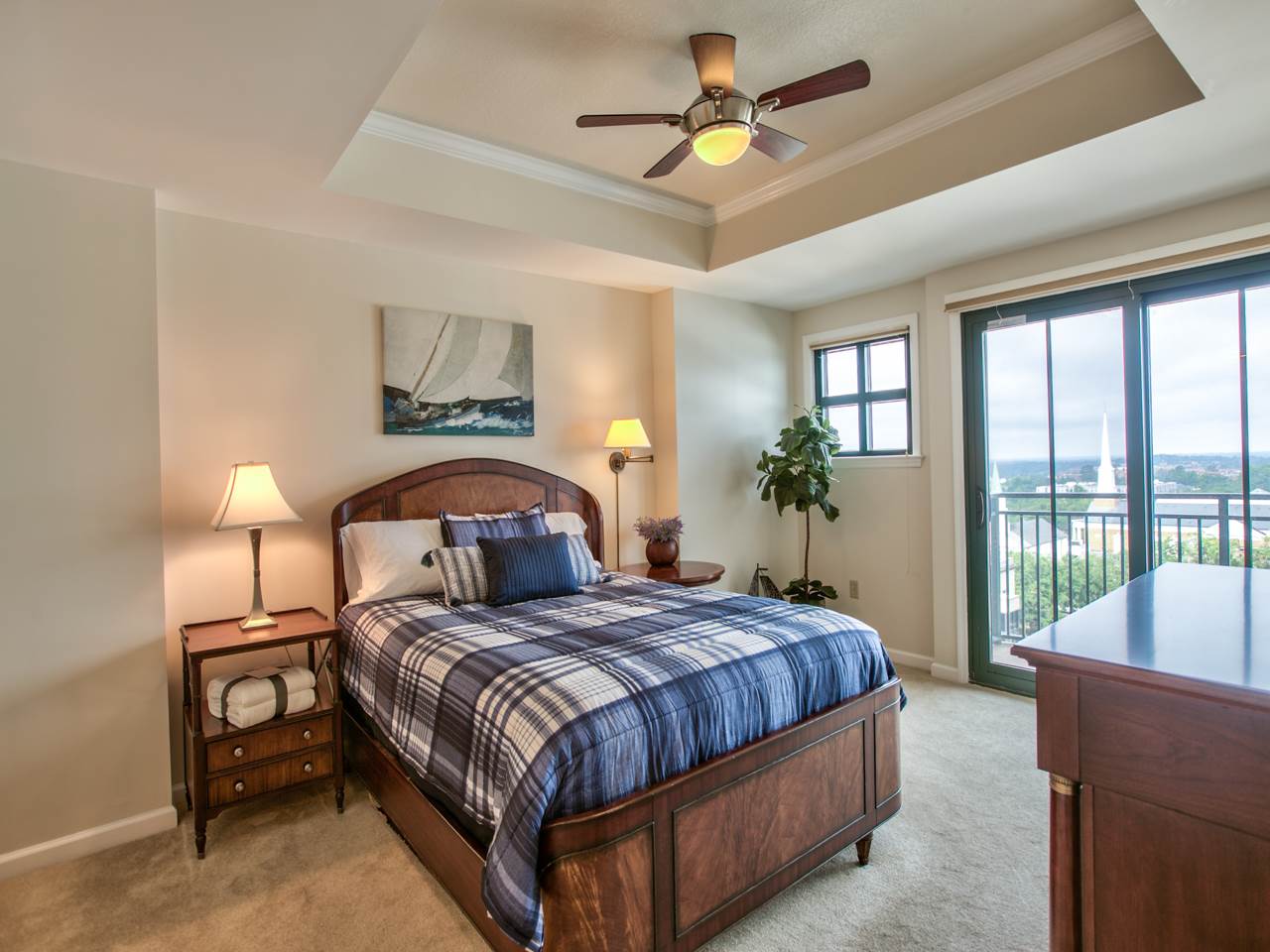121 N MONROE Street Unit: 1103