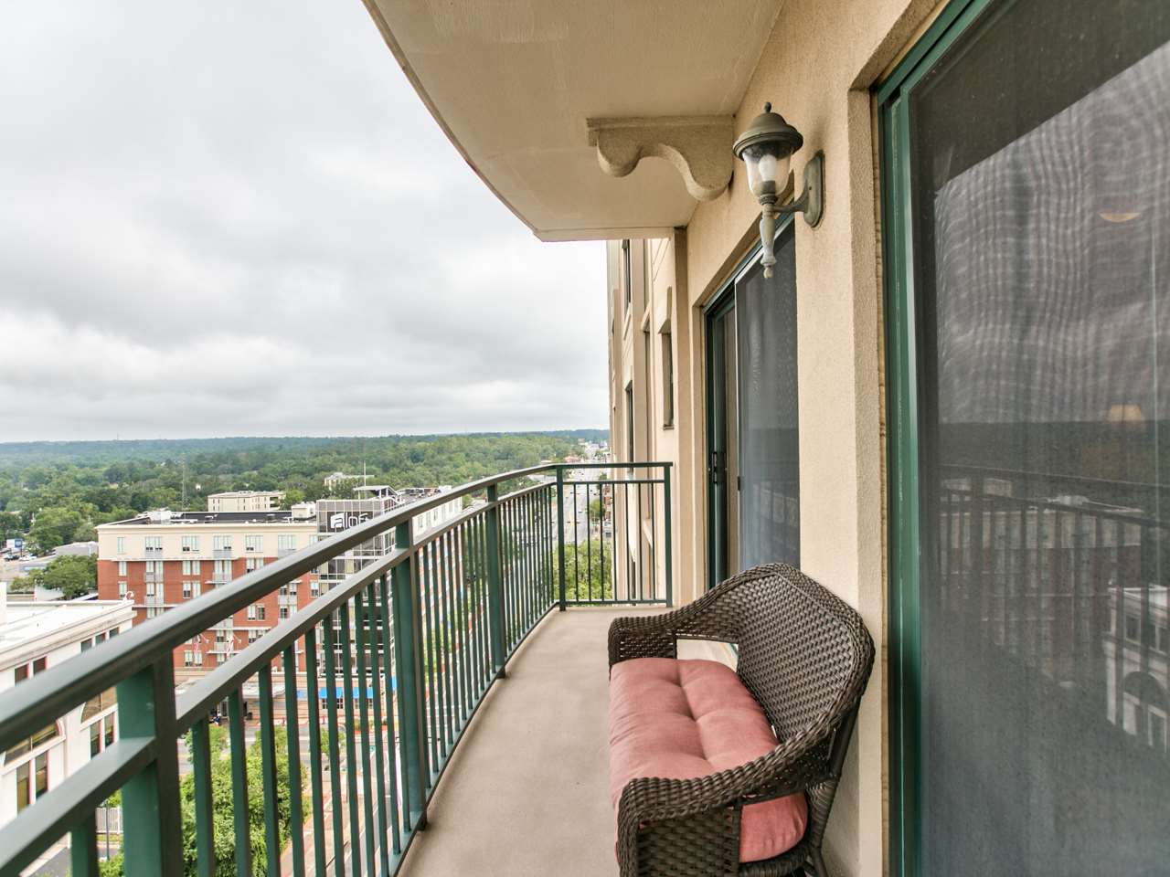 121 N MONROE Street Unit: 1103